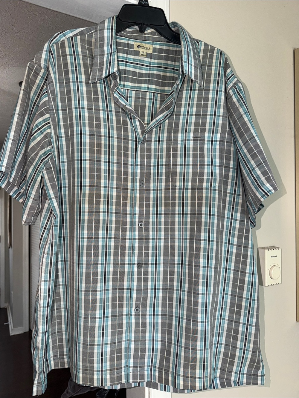 Hager men’s Light Blue & Gray Plaid Short-Sleeve Shirt
